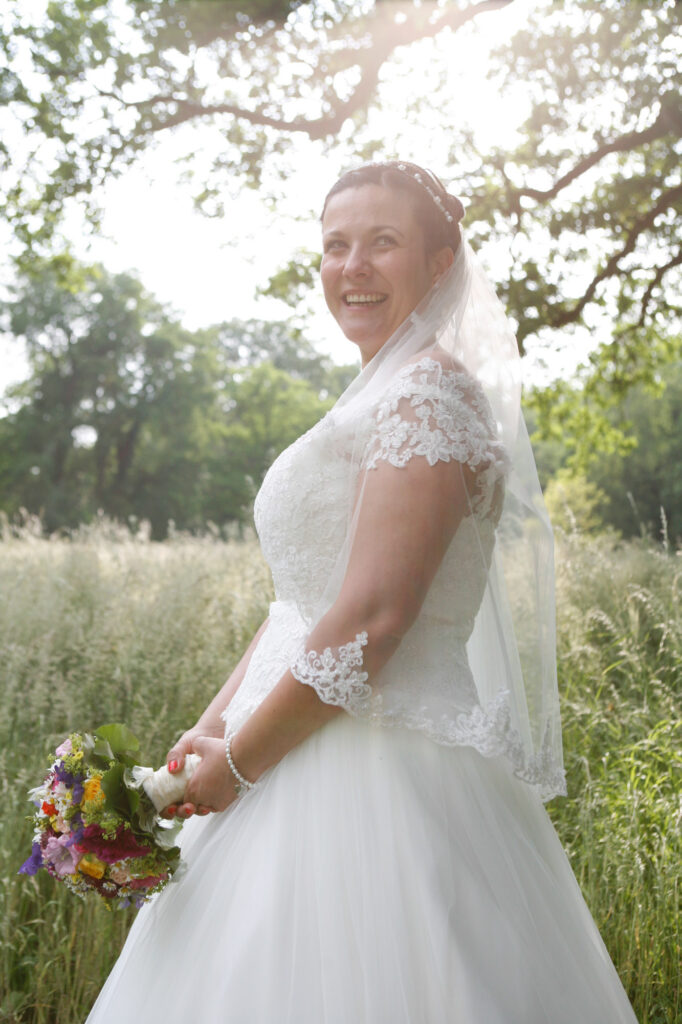 Fotografin, Fotoshooting, Gruppenfoto, Gruppenfotos, Hannover, Hochzeit, Hochzeitsfotos, Hochzeitsreportagen, Kirche, Kirchliche Trauung, Niedersachsen, Paarfotos, Paarshooting, Standesamt