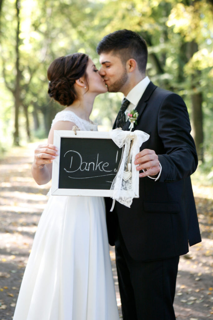 10.10. Maschsee, Celle, Fotografin, Fotoshooting, Fürstenhof, Gruppenfoto, Gruppenfotos, Hannover, Hochzeit, Hochzeitsfotos, Hochzeitsreportagen, Italiener, Kirche, Kirchliche Trauung, Niedersachsen, Paarfotos, Paarshooting, Rethmar, Standesamt Hannover, schwarz-weiß