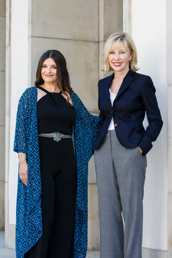 Abgeordnete, Ayda Kirci, Doris Schröder-Köpf, Gerhard Schröder, Hannover, Interview, Niedersächsischer Landtag, Nobilis, Politk, Pressefoto, Reportage, SPD, Sängerin, Titelbild, niedersächsische Landesbeauftragte für Migration und Teilhabe